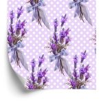 Behang Lavendel Met Stippen Op De Achtergrond