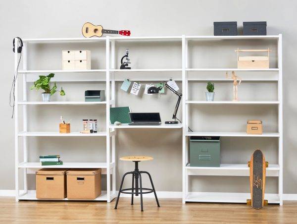 Hoppekids STOREY boekenplank met 3 secties, 14 planken en bureau 80 cm breed, Wit - Afbeelding 3