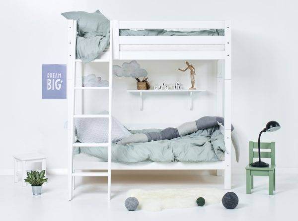 Hoppekids ECO Luxury hoog stapelbed 70x160 cm met rugleuning op het onderste bed en schuine ladder, Wit - Afbeelding 2