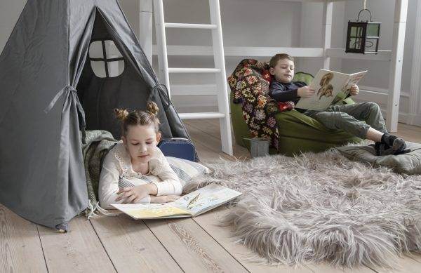 Hoppekids ECO Luxury middenhoog bed 90x200 cm met schuine ladder, Wit - Afbeelding 5