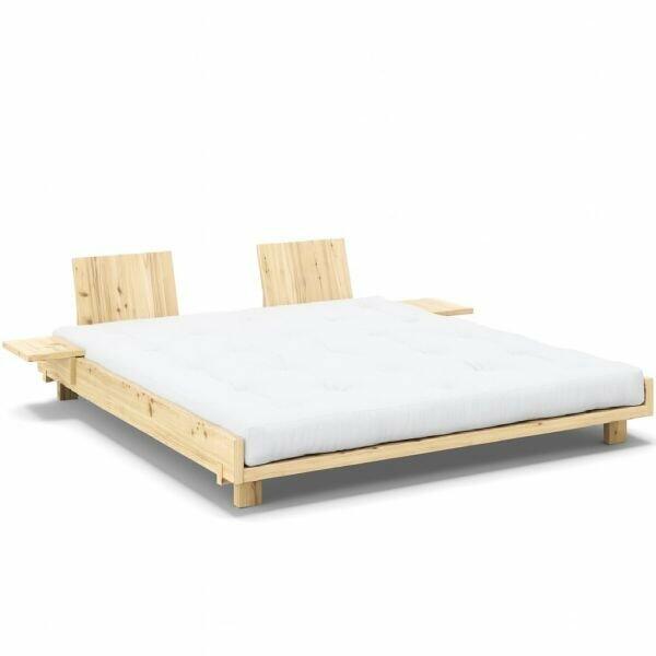 Karup Design futonbed Social – laag, ‘zwevend’ platformbed van massief dennenhout met strakke, minimalistische lijnen.